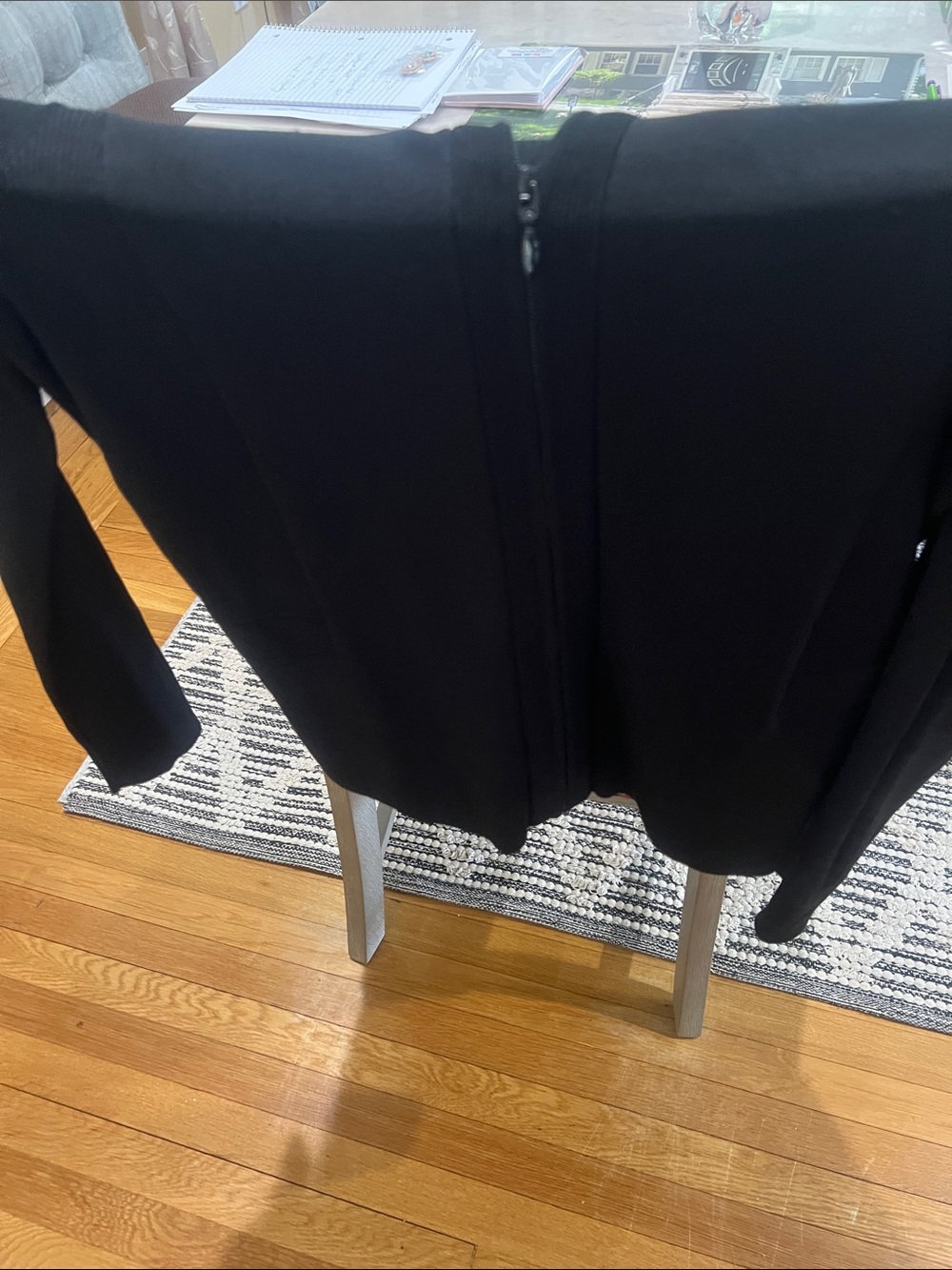 Jones New York Black Long Sleeve Sweater with Zip